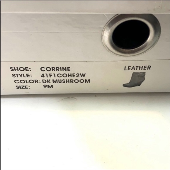 KORS Michael Kors Leather Wedge Corrine Booties Size 9 - Picture 9 of 10